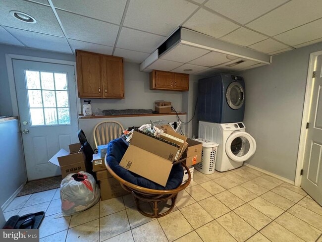 Building Photo - 3132 Laurel View Dr