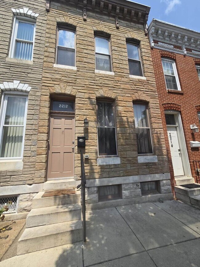Primary Photo - 2212 Jefferson St
