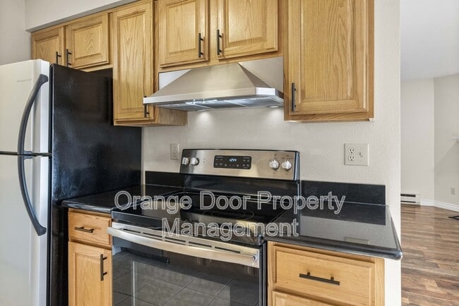 Building Photo - 7304 N Skyview Pl