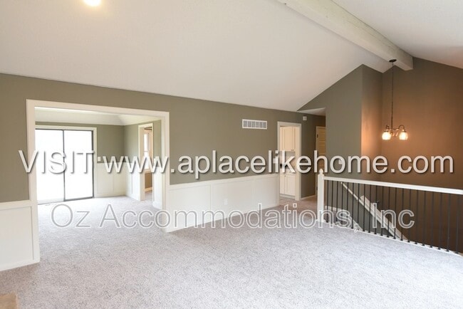 Building Photo - 1312 E 153rd St
