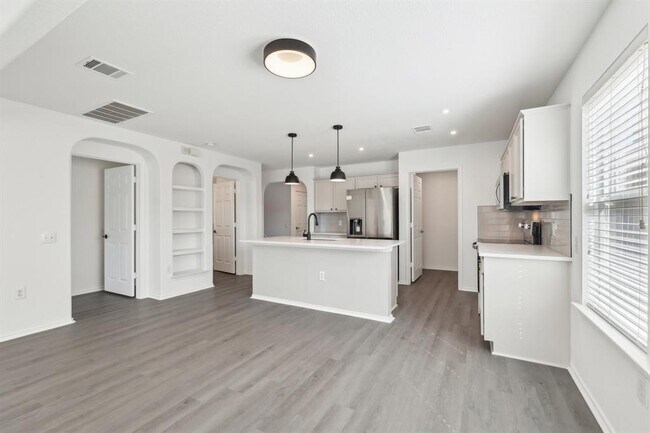 Building Photo - 2403 Andrea Woods Cove