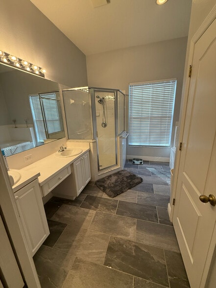 Building Photo - 6817 Regents Village Way