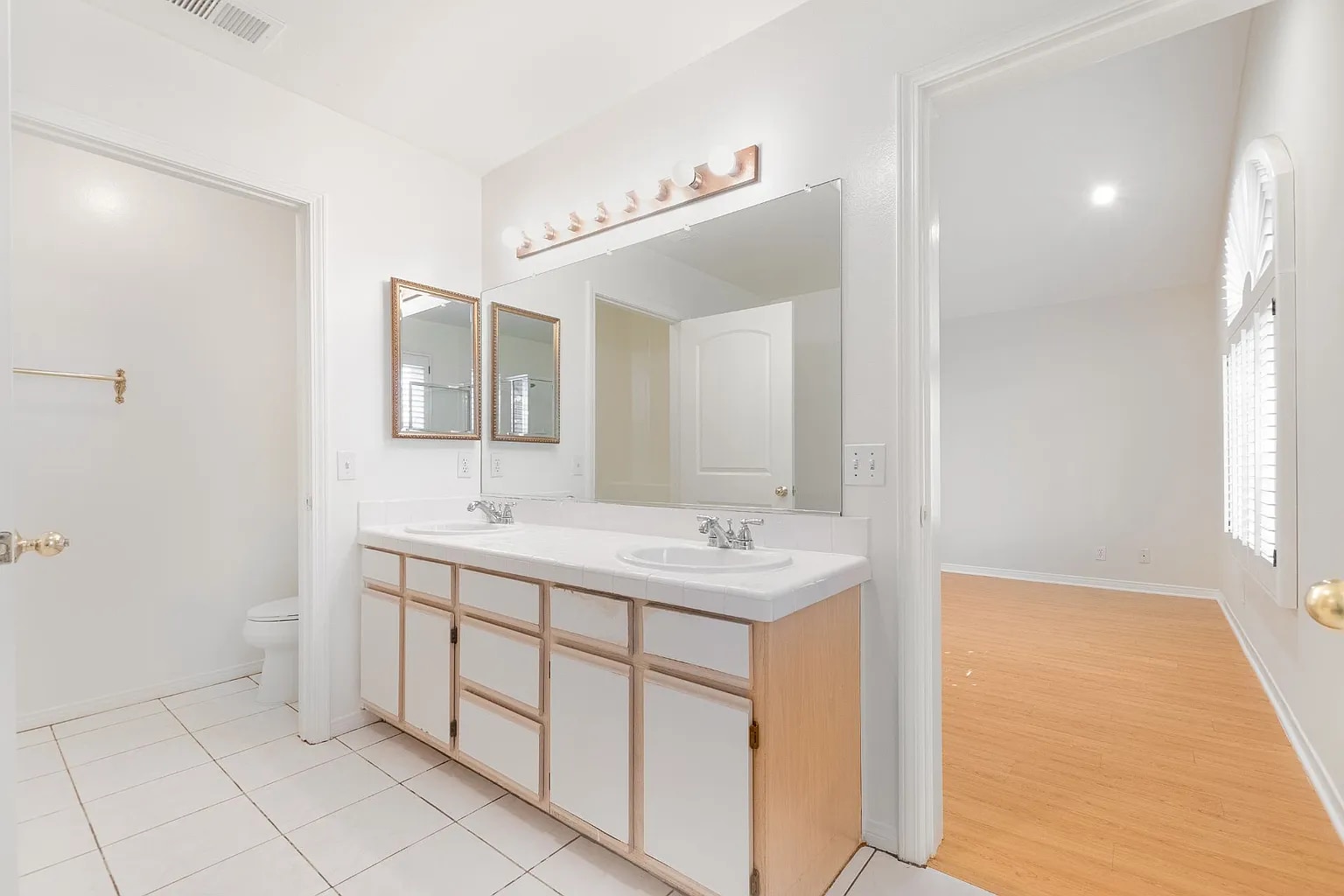 Building Photo - 17333 San Jose St