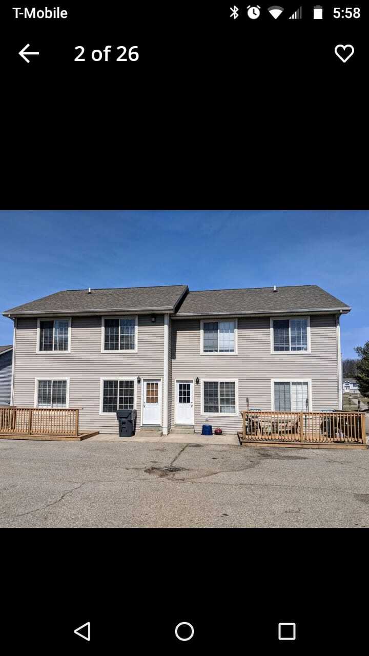 Building Photo - 1275 Redpine Way