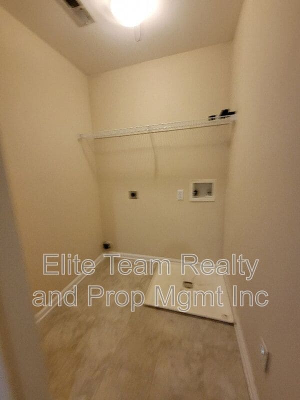 Building Photo - 4702 Ambridge Dr