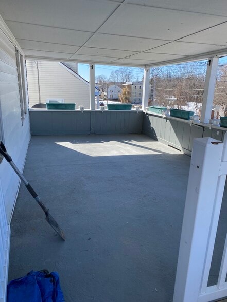 Front porch 1st floor use - 160 Hodge Ave