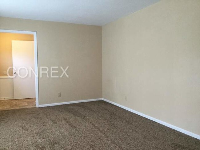 Building Photo - Beautifully Renovated Home