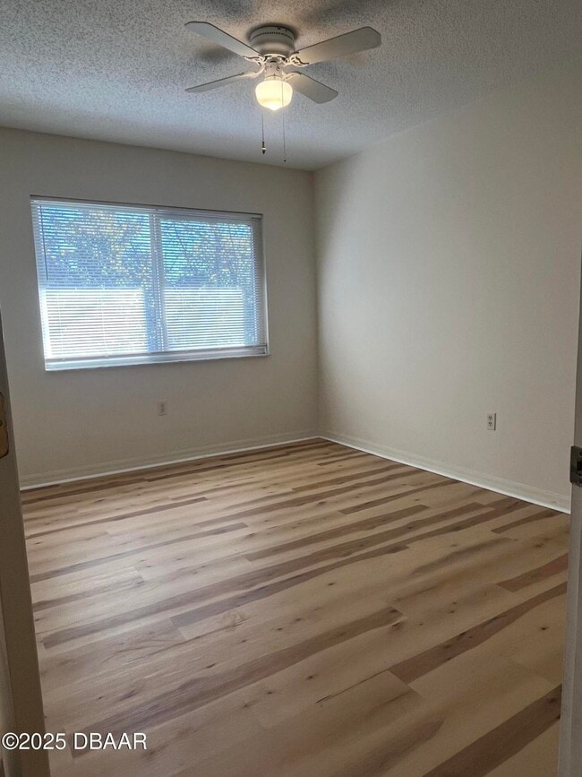 Building Photo - 1601 Big Tree Rd