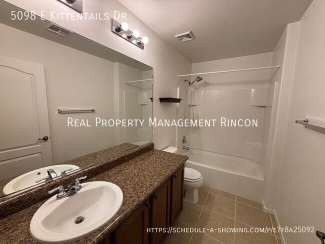 Building Photo - 5098 E Kittentails Dr