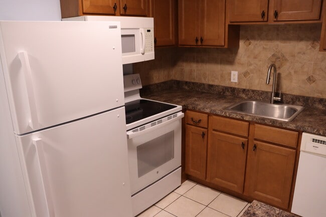 Building Photo - 1710 NW 55th St