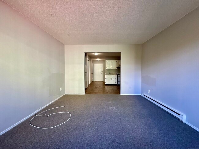 Building Photo - 289 Main Ave