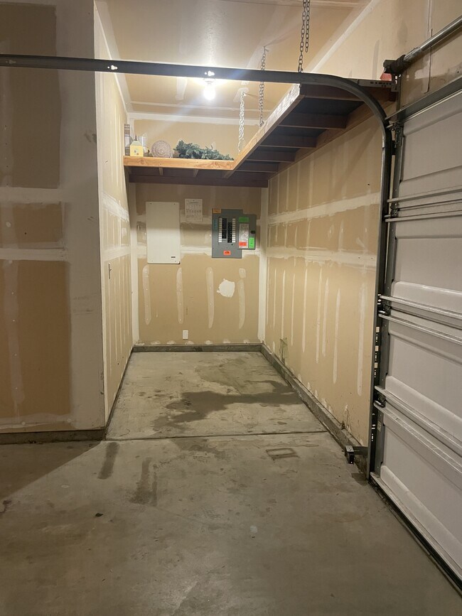 Building Photo - 447 N Baxter Way