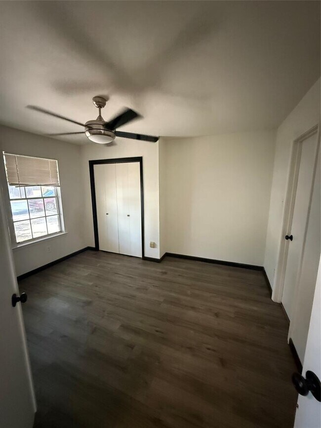 Building Photo - 7916 Copano Dr