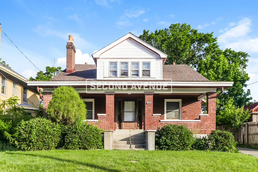 Primary Photo - 2657 Fenton Ave