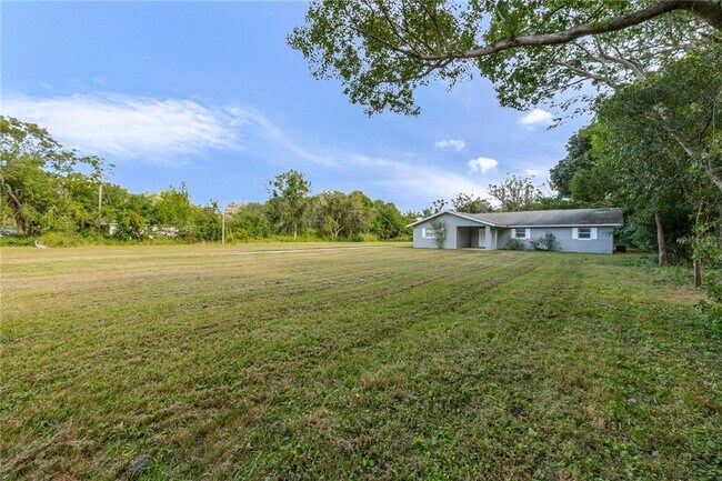 Building Photo - 495 Orange Ave