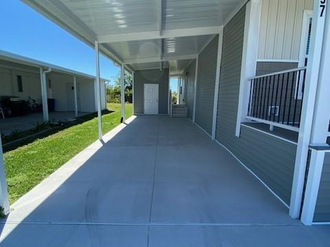 Building Photo - 397 Sunshine Dr