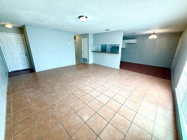 Building Photo - 7806 Winsford Dr