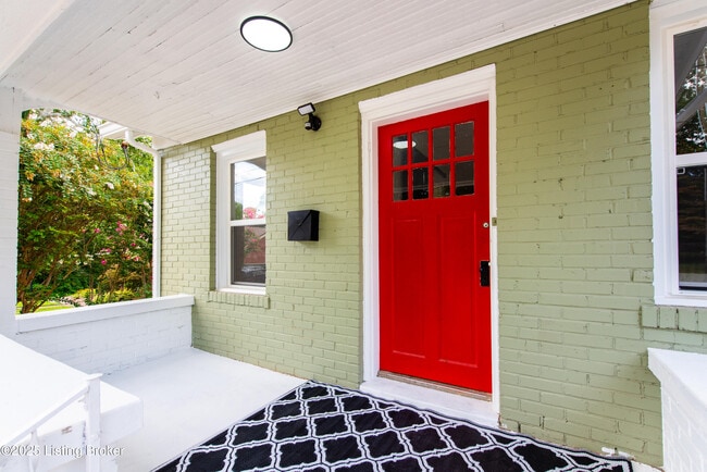 Building Photo - 1671 Trigg St