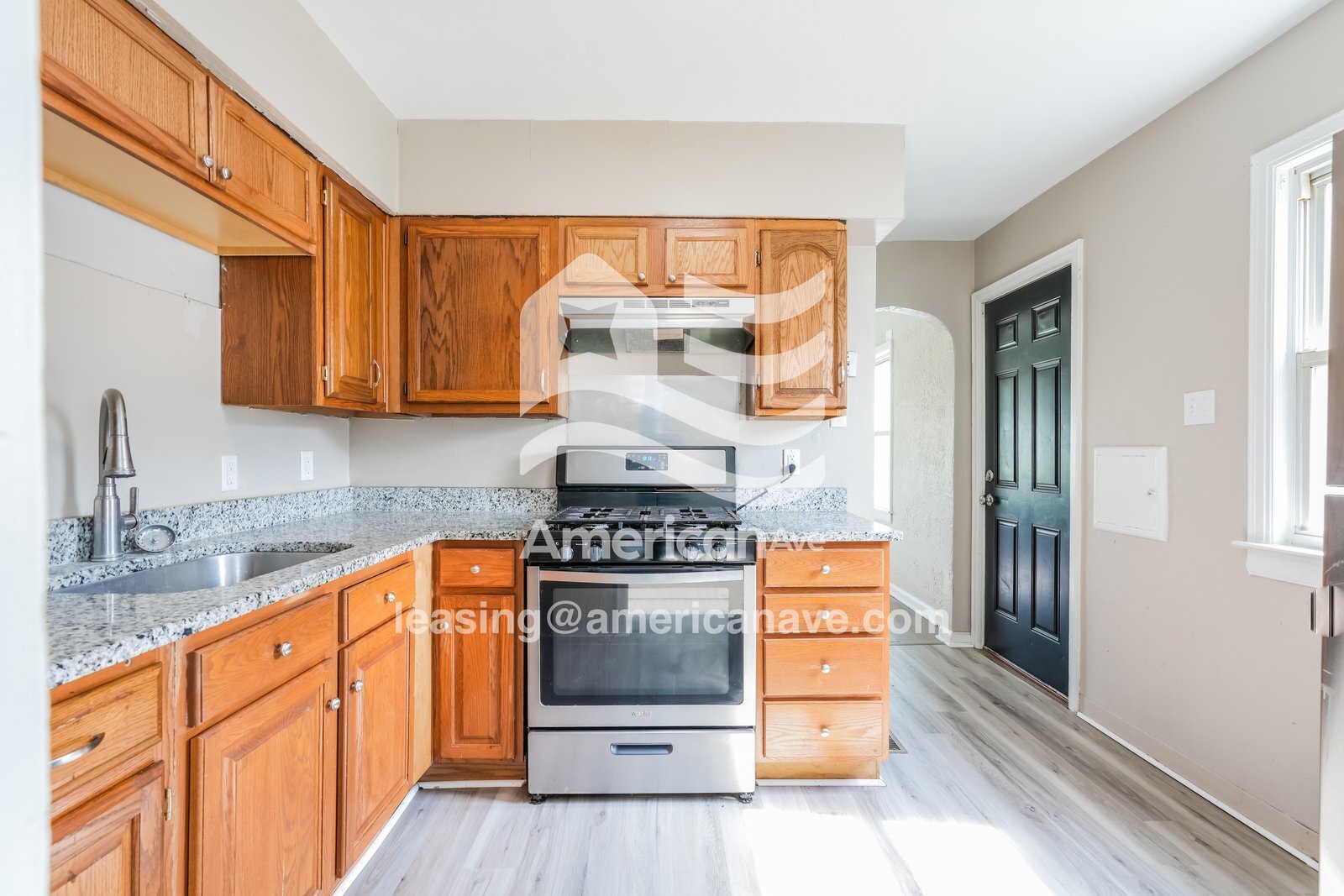 Building Photo - 2109 Oliver St