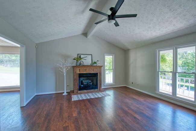 Building Photo - 1110 Berkshire Dr