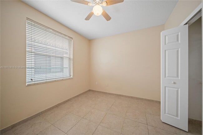 Building Photo - 12543 SW 119th Pl