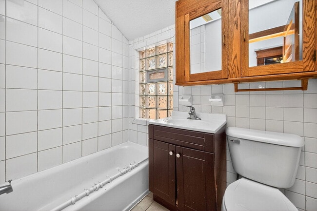 Building Photo - 2315 Moerlein Ave