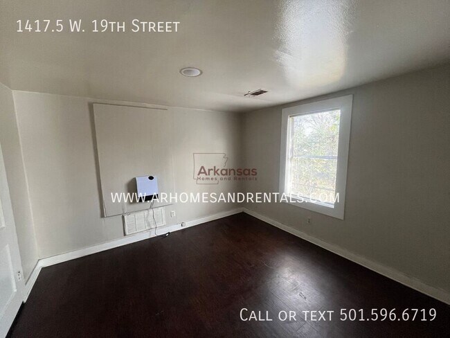 Building Photo - 1417.5 W 19th St