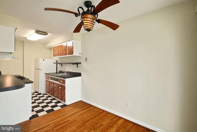 Building Photo - 3400 Ashfield Ln