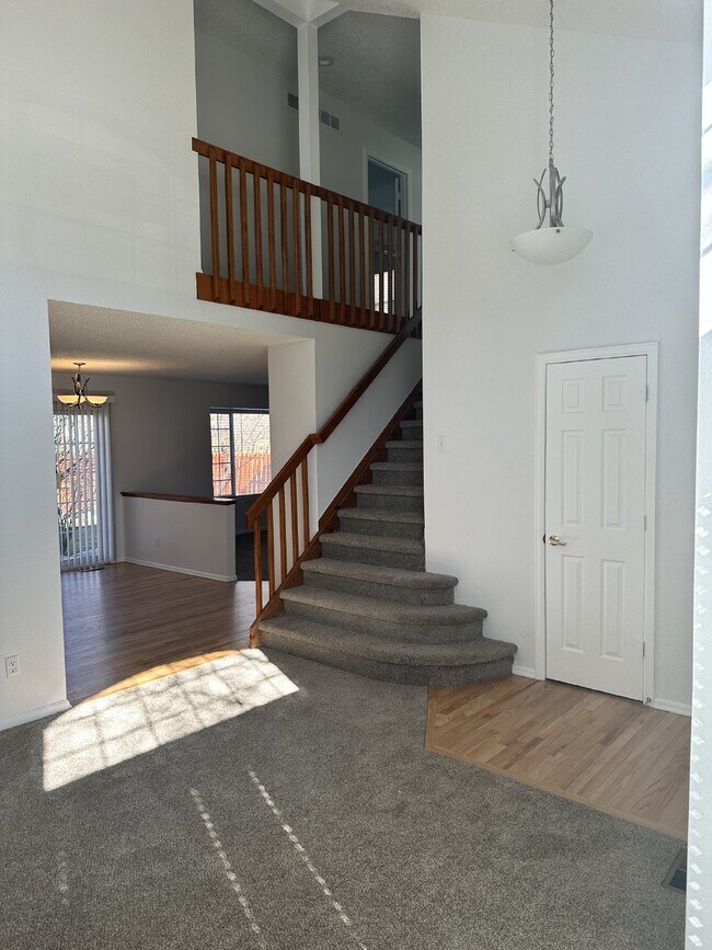 Building Photo - All yard care included! Great community am...