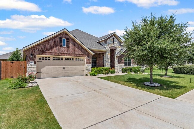Primary Photo - 2356 Centennial Loop