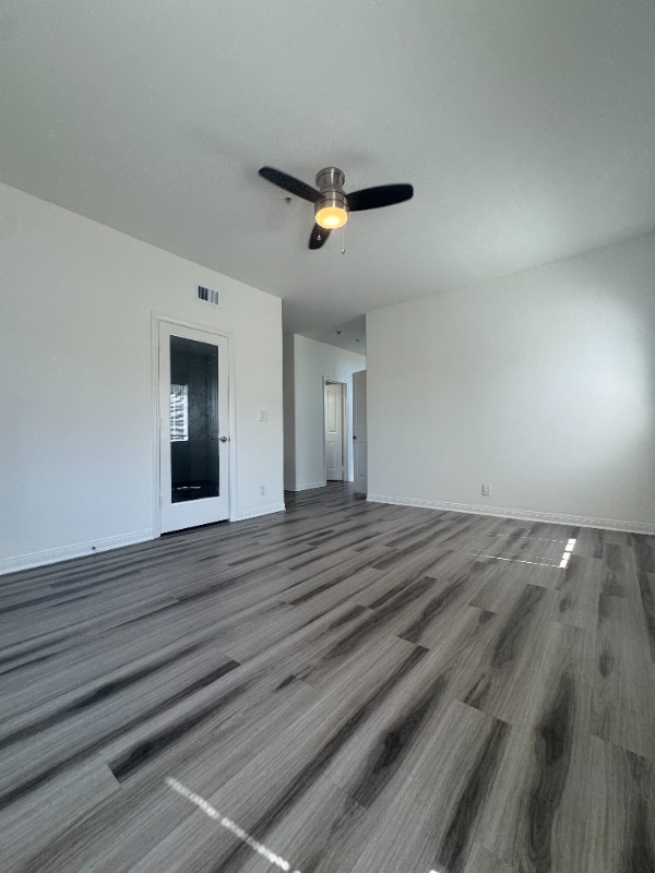 Building Photo - 1600 Perkins Ln