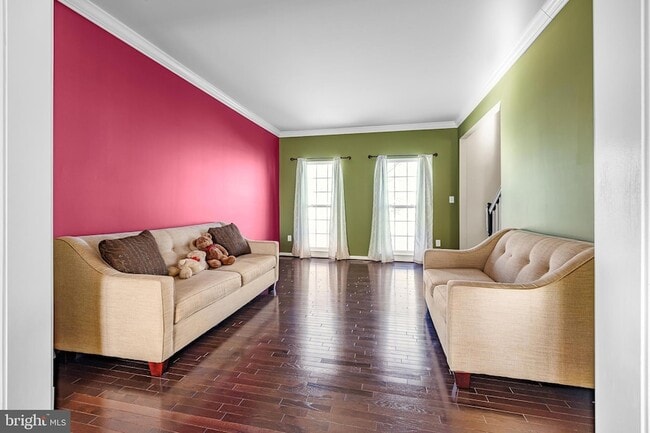 Building Photo - 206 Markham Ct