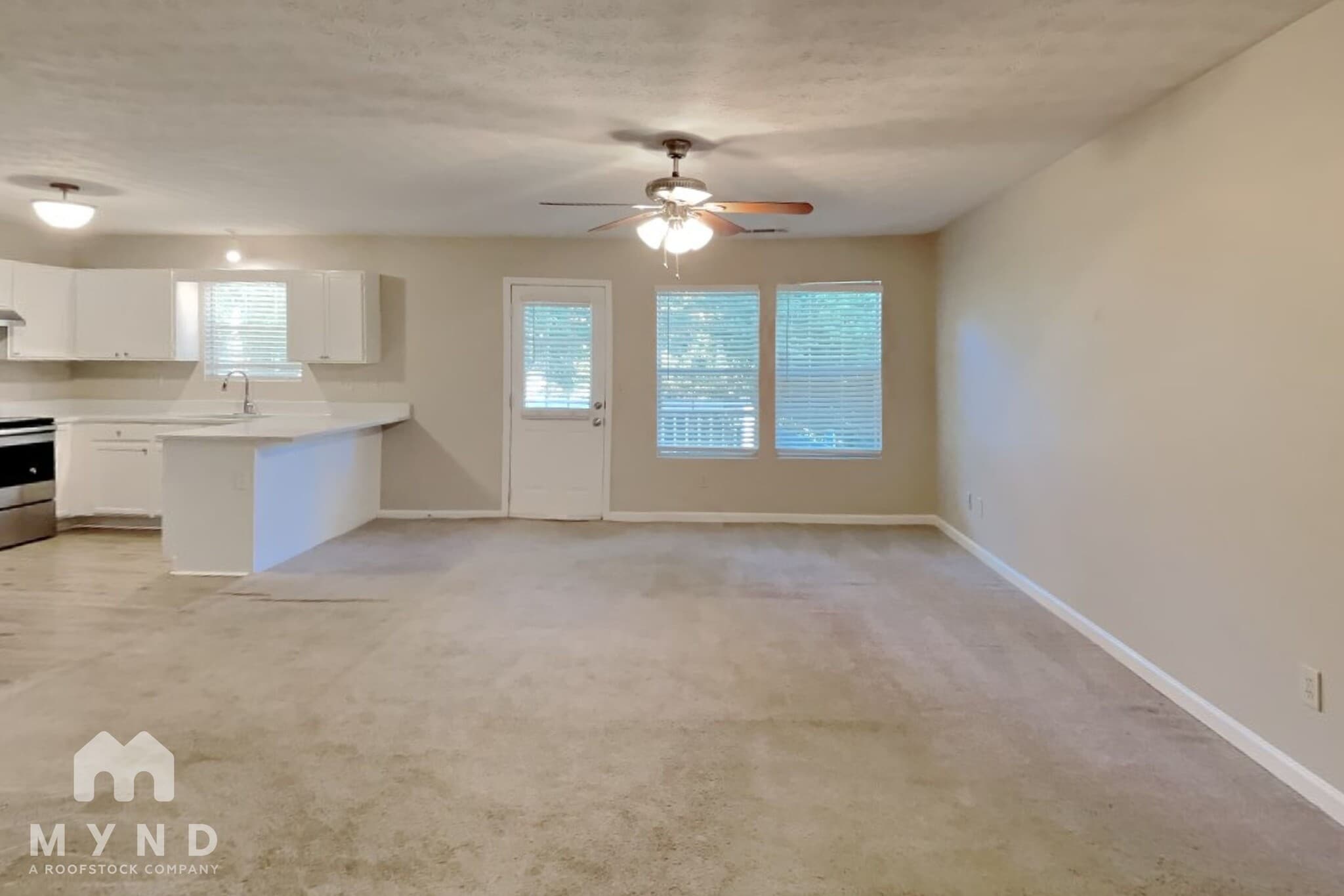 Building Photo - 5631 Regency Manor Ct