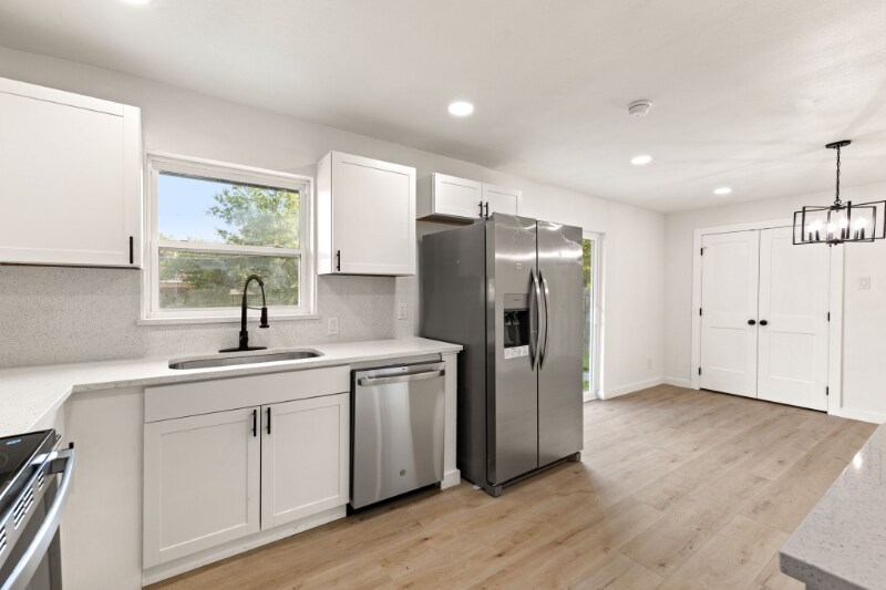 Building Photo - 11380 Lanewood Cir
