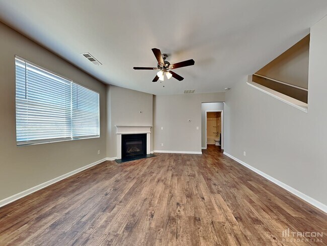 Building Photo - 307 Heritage Club Cir