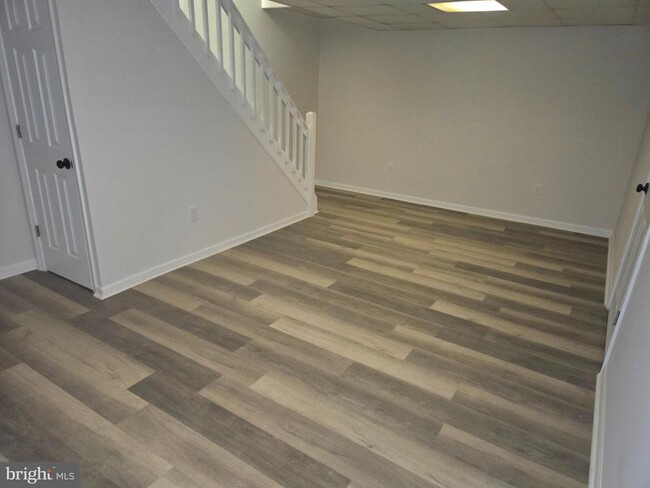 Building Photo - 18 Kristina Ct