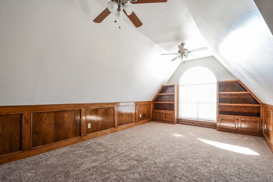 Building Photo - 6202 Morgan Manor Cove