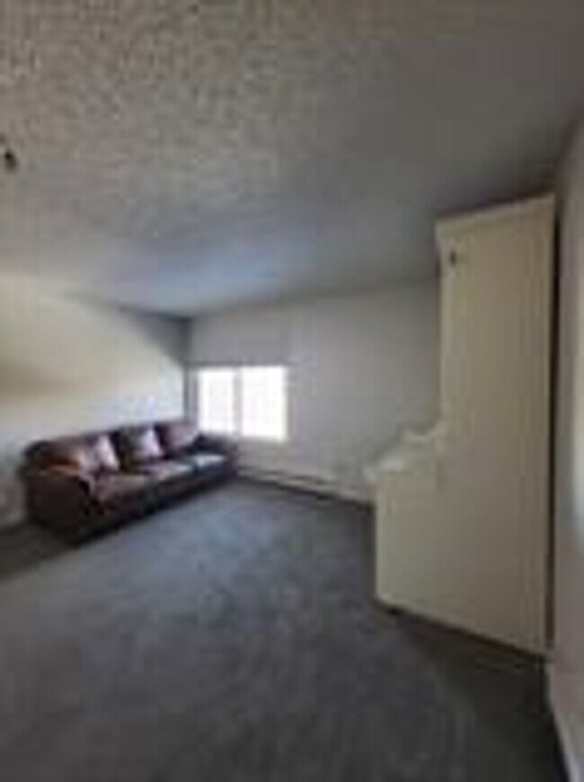 Building Photo - In town Breckenridge Studio!  Heat and Electric included!  Between town and the lifts!  Available...