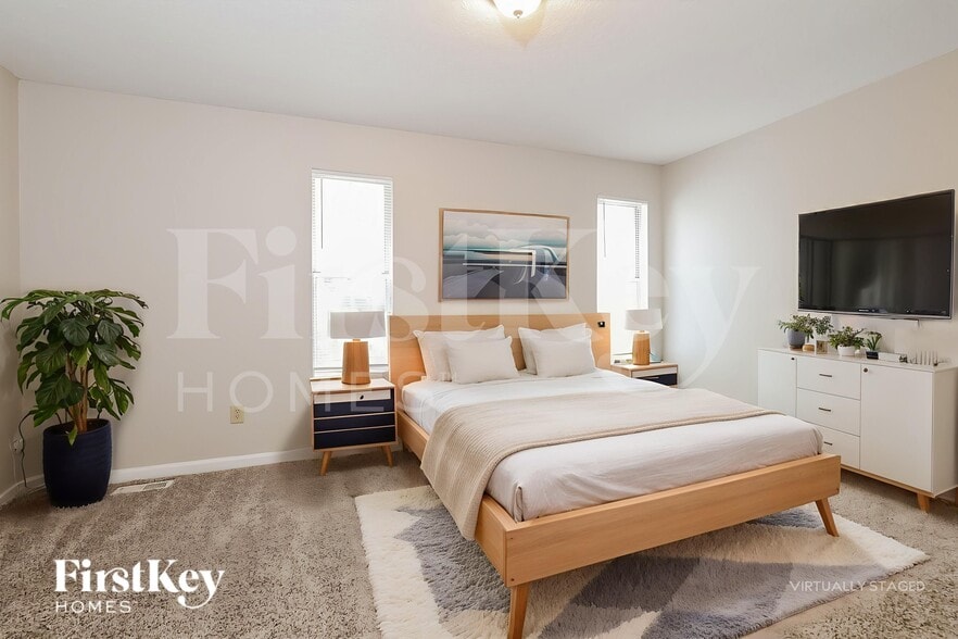 Building Photo - 8062 Creekstone Way