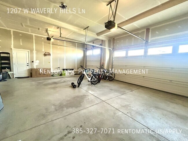 Building Photo - 1207 W Waverly Hills Ln