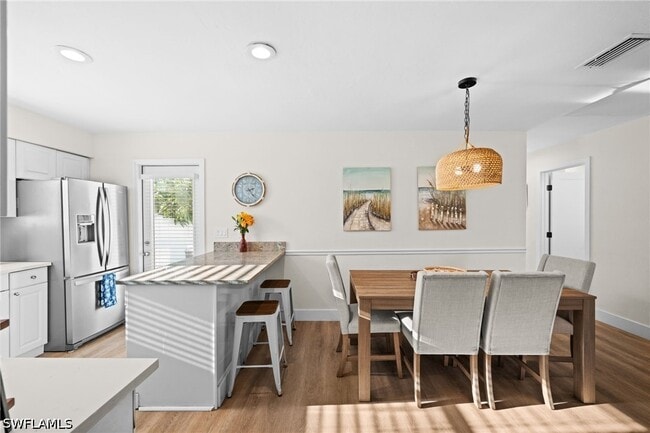 Building Photo - 738 95th Ave N