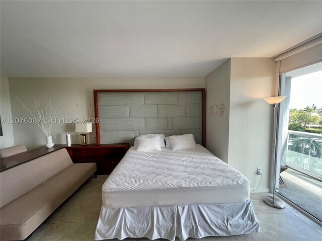 Building Photo - 50 Biscayne Blvd
