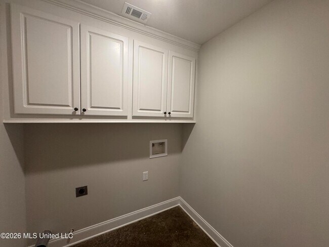 Building Photo - 102 Rotherfield Pl