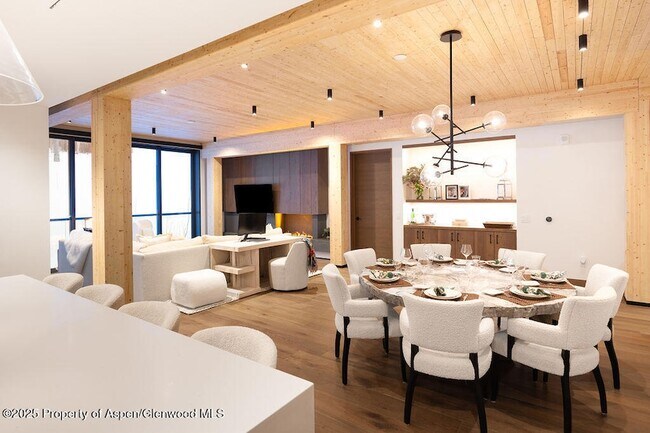 Building Photo - 180 Wood Rd