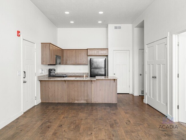 Building Photo - 172 W 1000 S