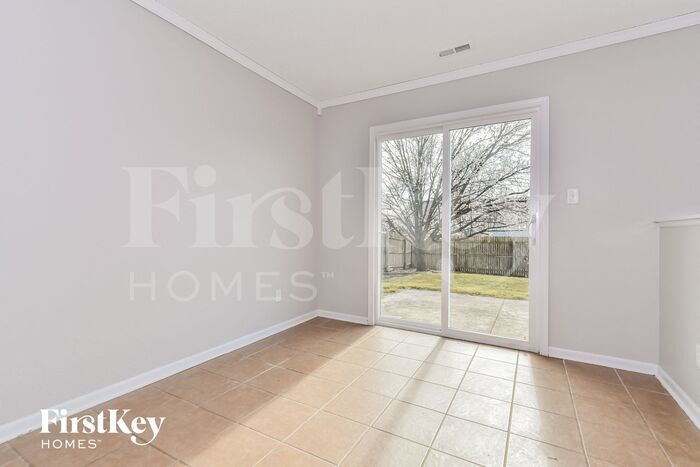 Building Photo - 5323 Milhouse Rd