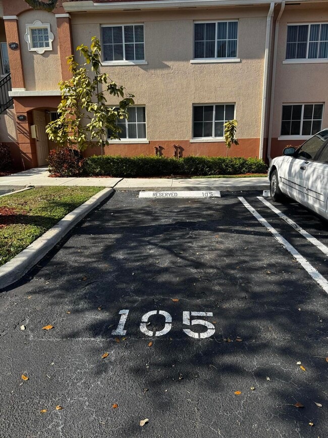 Building Photo - 3810 N Jog Rd