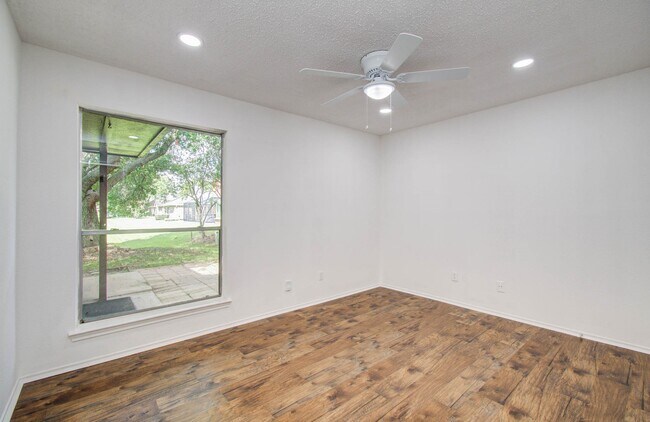 Building Photo - 806 Country Pl Blvd