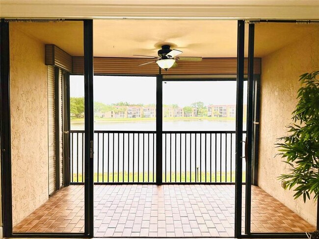 Building Photo - 6423 Coral Lake Dr