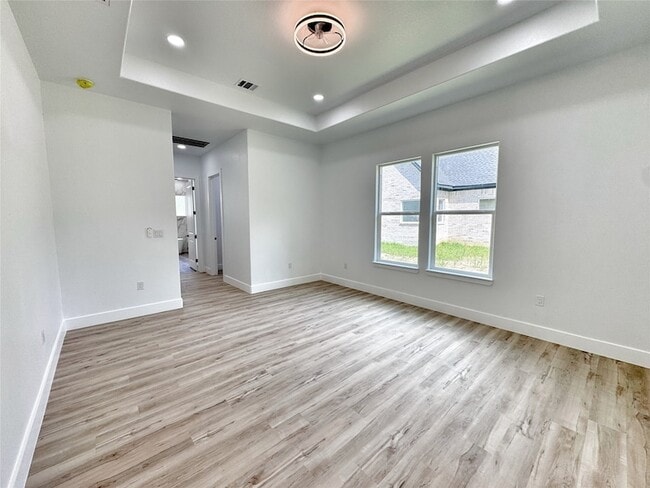 Building Photo - 3037 Rd 66124